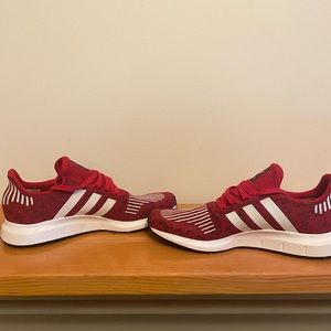 Adidas Swift Run shoes